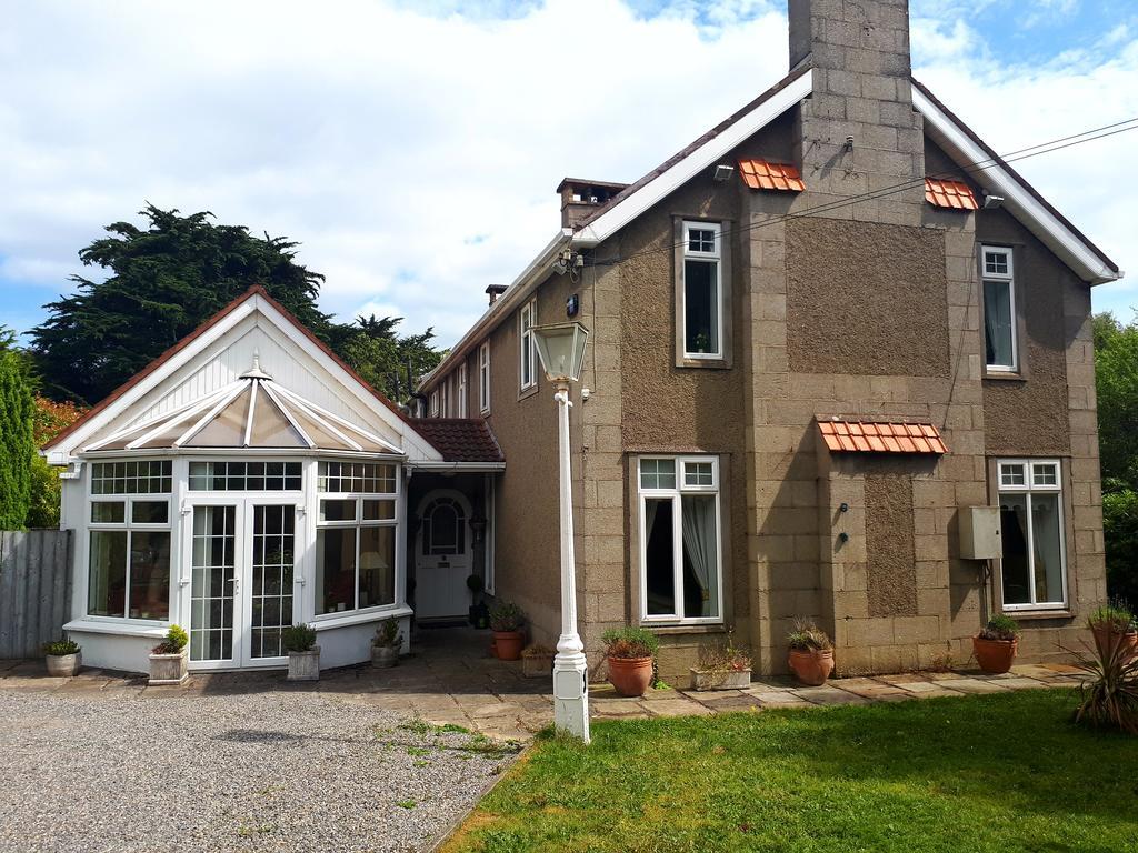 ダン・レアリー The Dell Dublin Bed & Breakfast エクステリア 写真