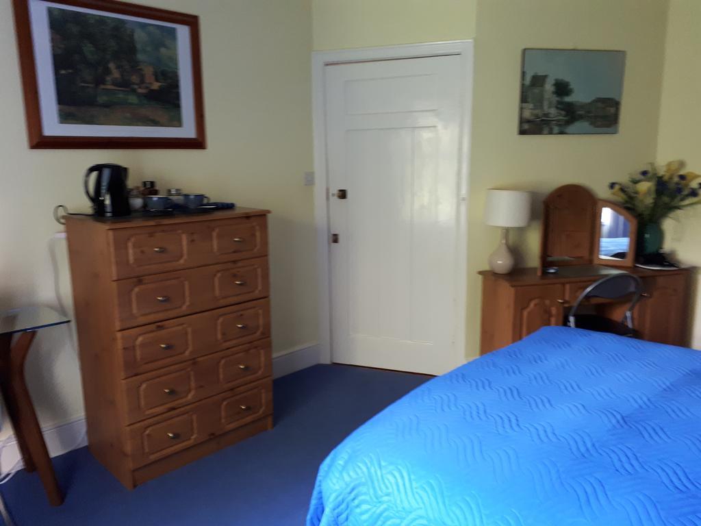 ダン・レアリー The Dell Dublin Bed & Breakfast エクステリア 写真