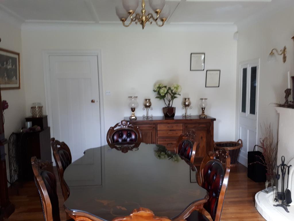 ダン・レアリー The Dell Dublin Bed & Breakfast エクステリア 写真