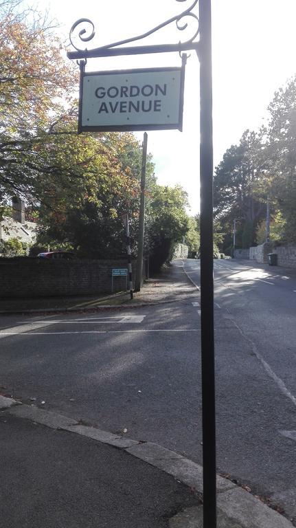 ダン・レアリー The Dell Dublin Bed & Breakfast エクステリア 写真