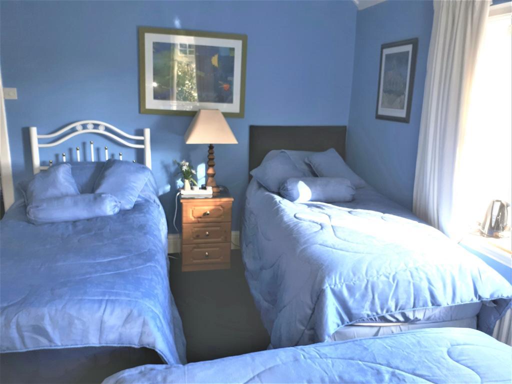 ダン・レアリー The Dell Dublin Bed & Breakfast エクステリア 写真