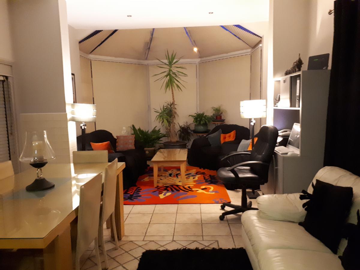 ダン・レアリー The Dell Dublin Bed & Breakfast エクステリア 写真